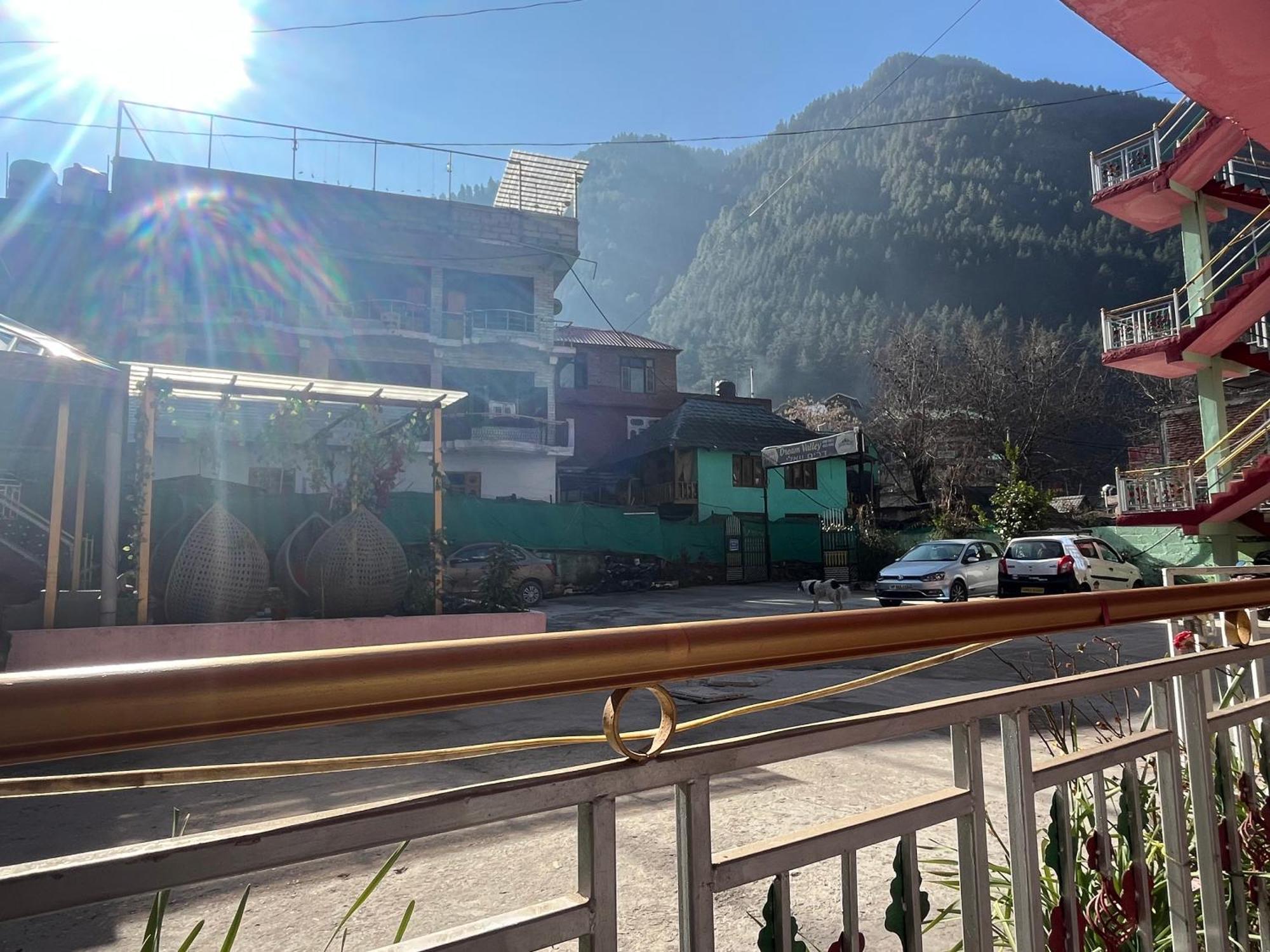 Hotel Brownie River View Kasol Exterior foto